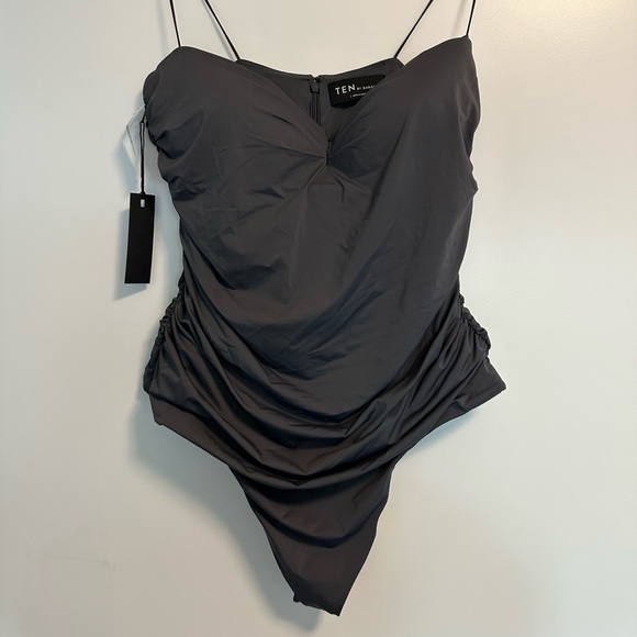 NWT ARITZIA BODYSUIT - Ten by Babaton Fusion Bodysuit in Elegant Charcoal - Picture 2 of 4